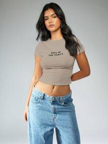 MISSGUIDED Bridal Wife Of The Party Cotton Slogan Short Sleeve Fitted Crop Top Crew Neck Tee - Grey - View 3