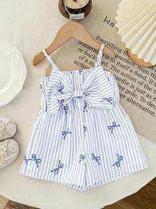 SHEIN LMoss Kids 一件式可爱女婴连体衣：休闲、简约、可爱的条纹连体衣，饰有通体印花和蝴蝶结。适合生日派对、晚宴、演出、婚礼、洗礼、开幕式、日常穿着、上学、郊游以及秋冬季节。 - 藍色 - 查看 3