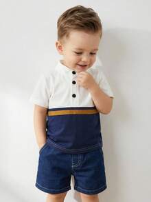 SHEIN Playful Pals Áo polo tay ngắn dệt kim thoải mái cho bé 0-3 tuổi, kiểu dáng thể thao thời trang, phối màu nổi bật, dáng rộng, lý tưởng cho mùa xuân/hè, kỳ nghỉ, đi biển, dạo chơi thường ngày. - Nhiều màu - Xem 7