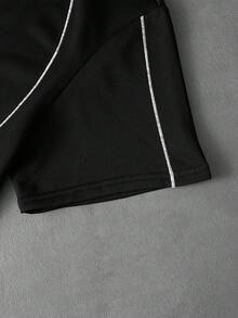 PAVTROS Men's Minimalist Printed Round Neck Short Sleeve T-Shirt - Black - View 7