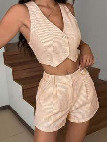 SHEIN EZwear 女款 2 件組條紋無袖背心與短褲套裝，夏季休閒時尚度假穿搭，白色與黃色早午餐造型，女款套裝 - 黃色 - 查看 6