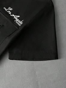 PAVTROS Manfinity Streetrush 男士宽松实用口袋设计休闲衬衫，蓝色纽扣短袖衬衫，多口袋休闲衬衫，洛杉矶评论员机械师图案衬衫，春夏皆宜，夏季，度假，复古，外出，派对，节日，送给男友的礼物，街头服饰，运动 - 黑色 - 查看 5
