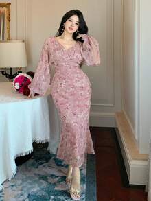 DAZY 女士V领收腰印花连衣裙，优雅度假风吊带裙 - 粉色 - 查看 3