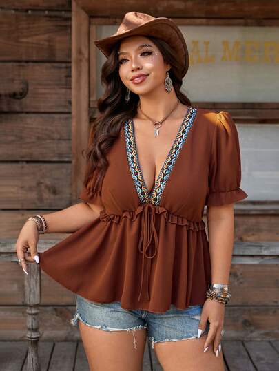 Nubod 大码女式夏季复古波西米亚度假风深V领花瓣袖撞色系带娃娃衫