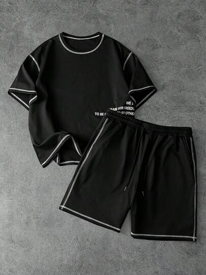 PAVTROS Minimalistische herenset bestaande uit een bedrukt T-shirt met ronde hals, korte mouwen en een short.