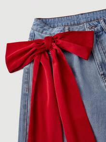 SHEIN MOD Plus Size Red Bow Decor Slant Pocket Wide Leg Jeans - Blue - View 4