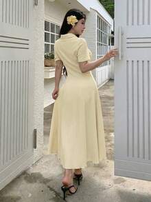 Modelyn 女士休闲夏季度假通勤纯色短袖Polo领收腰连衣裙 - 杏色 - 查看 2