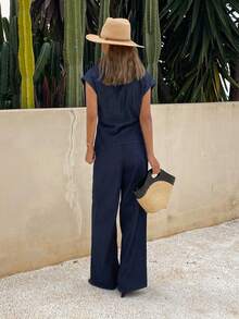 DAZY 女士V领扭结短袖露脐牛仔上衣搭配宽松直筒牛仔裤，休闲度假装扮 - 深色水洗藍 - 查看 4