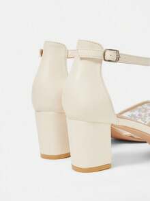 CUCCOO HITCHD 女士优雅通勤花卉刺绣尖头高跟鞋 - 米色 - 查看 10