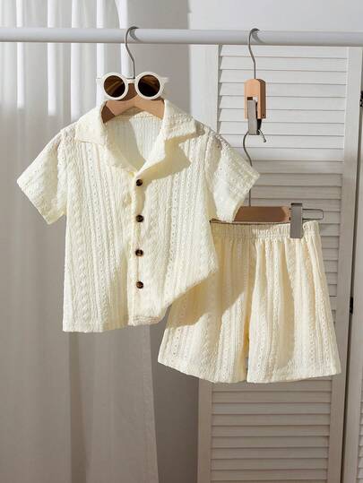 SHEIN 男童纯色纽扣短袖衬衫和松紧腰短裤套装