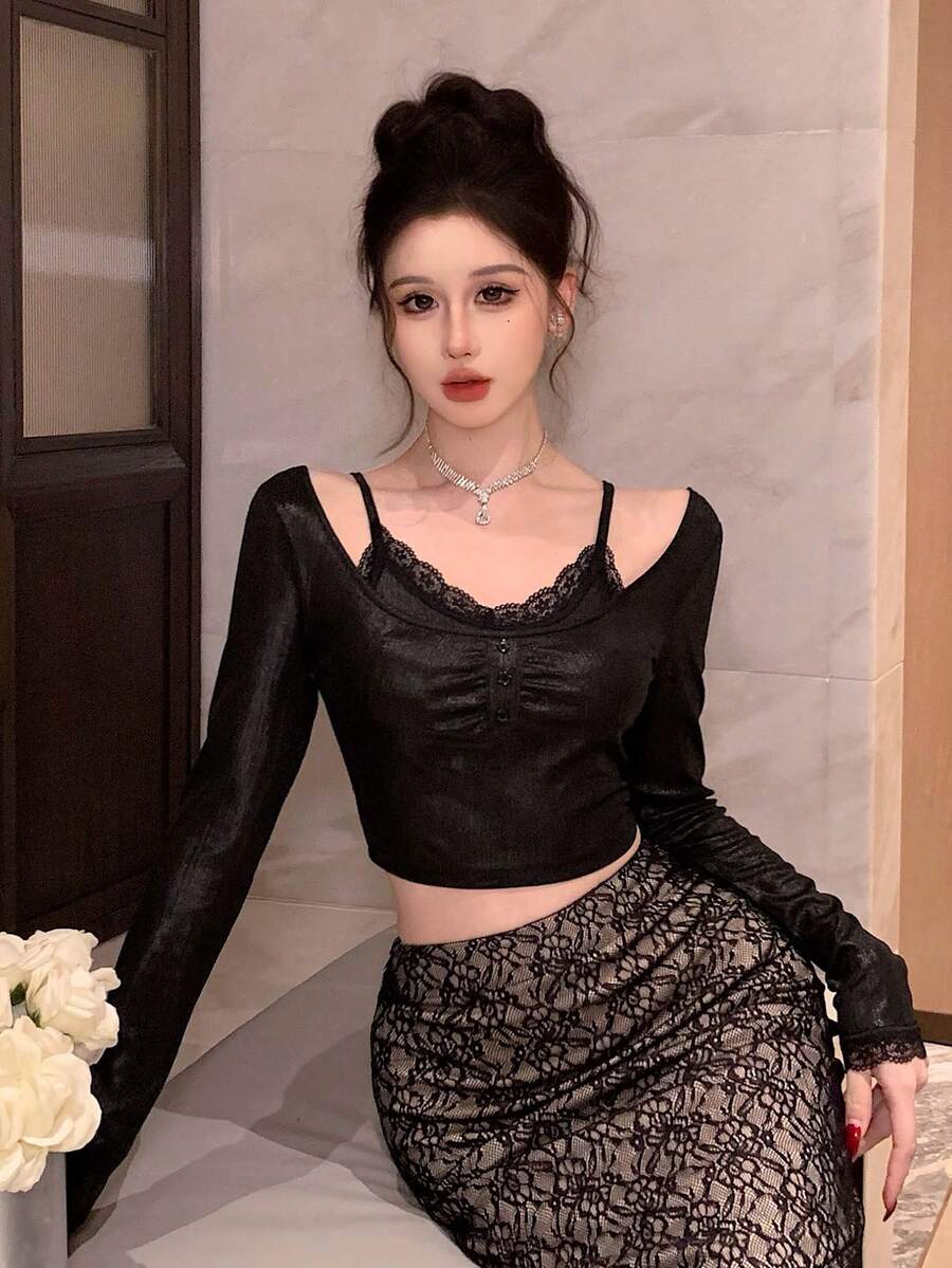 DAZY 春夏无袖亮面缎面蕾丝镂空露脐上衣,黑色,适合情人节、婚礼、派对、正式场合,时尚修身,优雅轻薄,女士长袖上衣 - 黑色 - 查看 1
