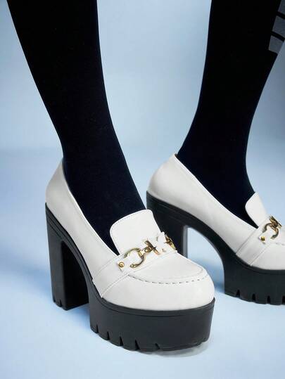 Sugerpunk 女士性感派对及工作场合穿着的厚底粗跟鞋，时尚春秋季鞋款，饰有金属蝴蝶扣，圆头玛丽珍高跟鞋。