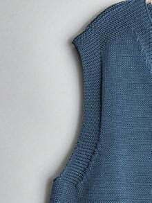 SHEIN LUNE CURVE 大码女式纯色针织V领无袖纽扣休闲毛衣背心，春秋季 - 藍色 - 查看 3