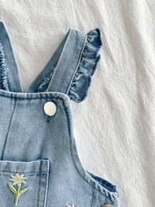 SHEIN Vintaside Kids 两件套女婴套装，休闲可爱百搭，纯色短袖上衣搭配花卉刺绣牛仔背带裤，适合春夏日常穿着。 - 藍色 - 查看 8