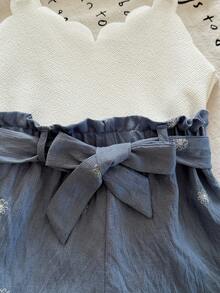 SHEIN 这款女婴可爱夏季白色背心短裤套装，配有松紧腰带，是必备单品。 - 白色 - 查看 2