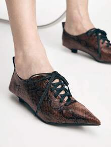 Mnmlis 欧洲复古尖头平底深鞋面女鞋春秋新款百搭简约小皮鞋 - 棕色 - 查看 7