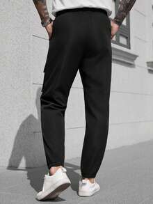 Manfinity CasualCool 男士字母图案抽绳宽松工装裤长款纯黑色外出秋季 - 黑色 - 查看 6