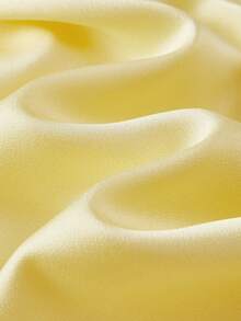 ZEYLAH 立体花卉不对称下摆衬衫,情人节 - 黃色 - 查看 6