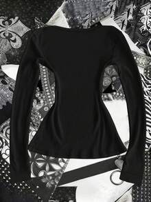 Glimmora Camiseta de manga larga con estampado gráfico de estilo oscuro y de moda callejera para mujer - Negro - Ver 4