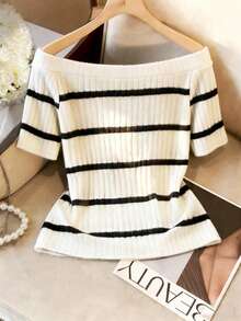 Franclia قميص تي شيرت أنيق ذو كتف مكشوف وأكمام قصيرة مصنوع من قماش مخطط أسود وأبيض مرن، مناسب للارتداء اليومي بشكل عادي وشامل - أبيض وأسود - مشاهدة 2