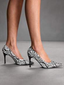 CUCCOO SZL Fashionable Party Sexy Pointed Toe Low Vamp Stiletto Heel Women Pumps - Multicolor - View 6