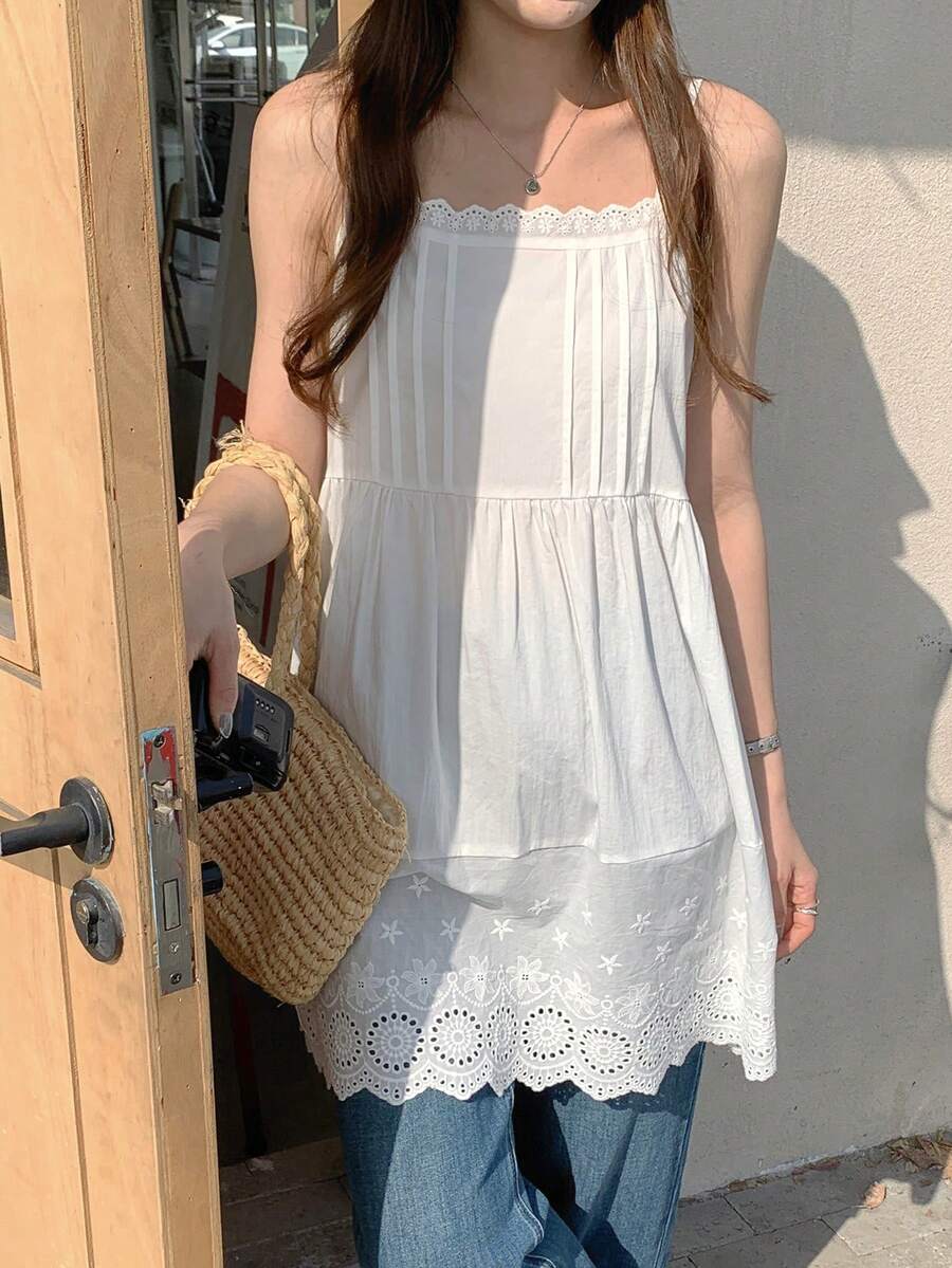 DAZY 女士夏季休闲纯色镂空刺绣宽松吊带背心波西米亚风度假装 - 白色 - 查看 1
