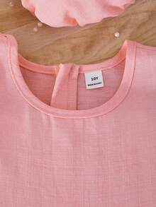 SHEIN 少女三件套：纯色梭织泡泡短袖短款外套、无袖A字连衣裙和简约休闲贝雷帽。采用仿珍珠纽扣、3D蝴蝶结装饰和撞色滚边设计。时尚优雅，适合春夏休闲穿着。 - 珊瑚粉 - 查看 9