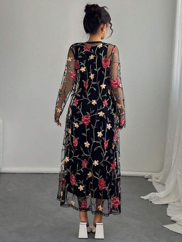 SHEIN LUNE 2 件套女士休闲蕾丝刺绣连衣裙套装 - 黑色 - 查看 2