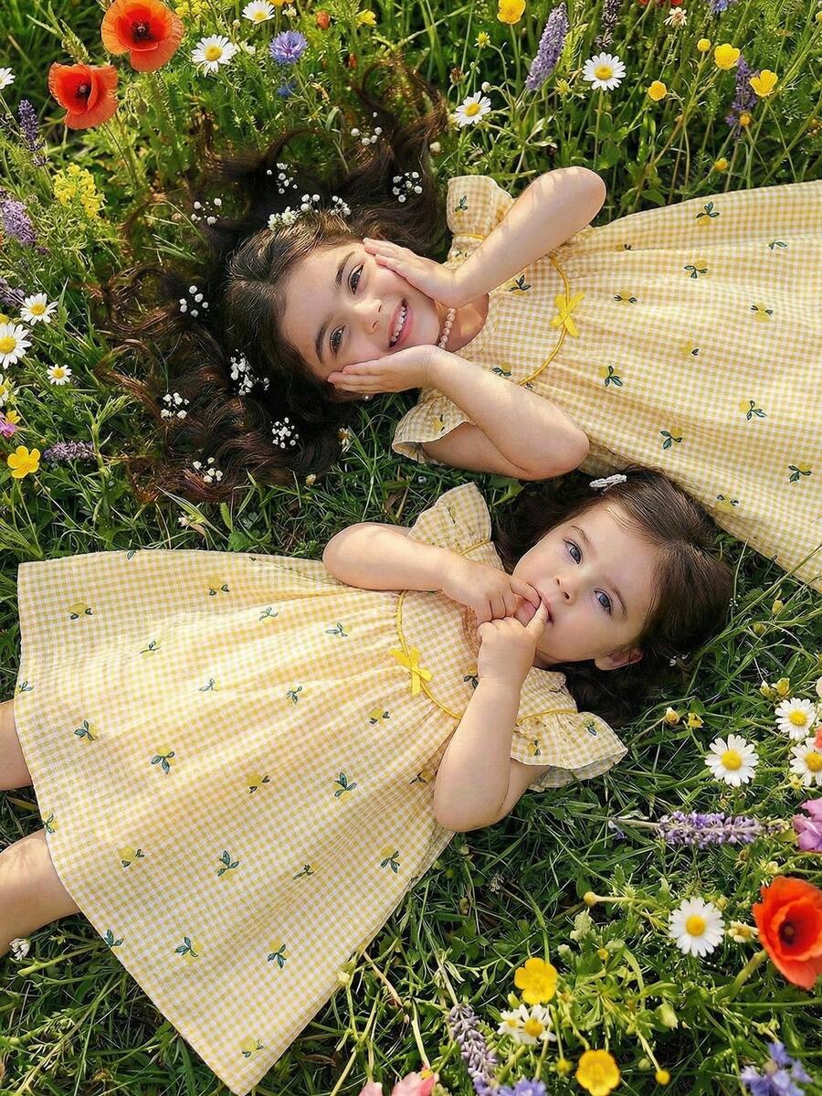 Souflis Souflis Đầm ngắn tay in họa tiết kẻ caro thắt nơ cho bé gái - Màu vàng - Xem 1