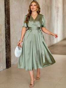 Roveilla Robe midi pour femmes grandes tailles en satin unicolore, col V, taille cintrée, dos croisé avec lien élastique, manches bouffantes. Élégante, style vintage français romantique et minimaliste. Convient pour le bureau, les déplacements, les affaires, le casual, la plage, le quotidien, les mariages, les fêtes. - Militaire verte - Voir 6