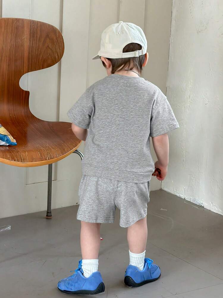Toddler Boys' Summer New Korean Fashion Short Sleeve T-Shirt And Shorts 2-Piece Casual Outfit