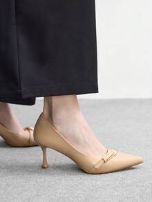 CUCCOO BIZCHIC Tacones de oficina de tacón de aguja con hebilla decorativa para uso diario y de negocios, de color albaricoque, para mujer - Albaricoque - Ver 4