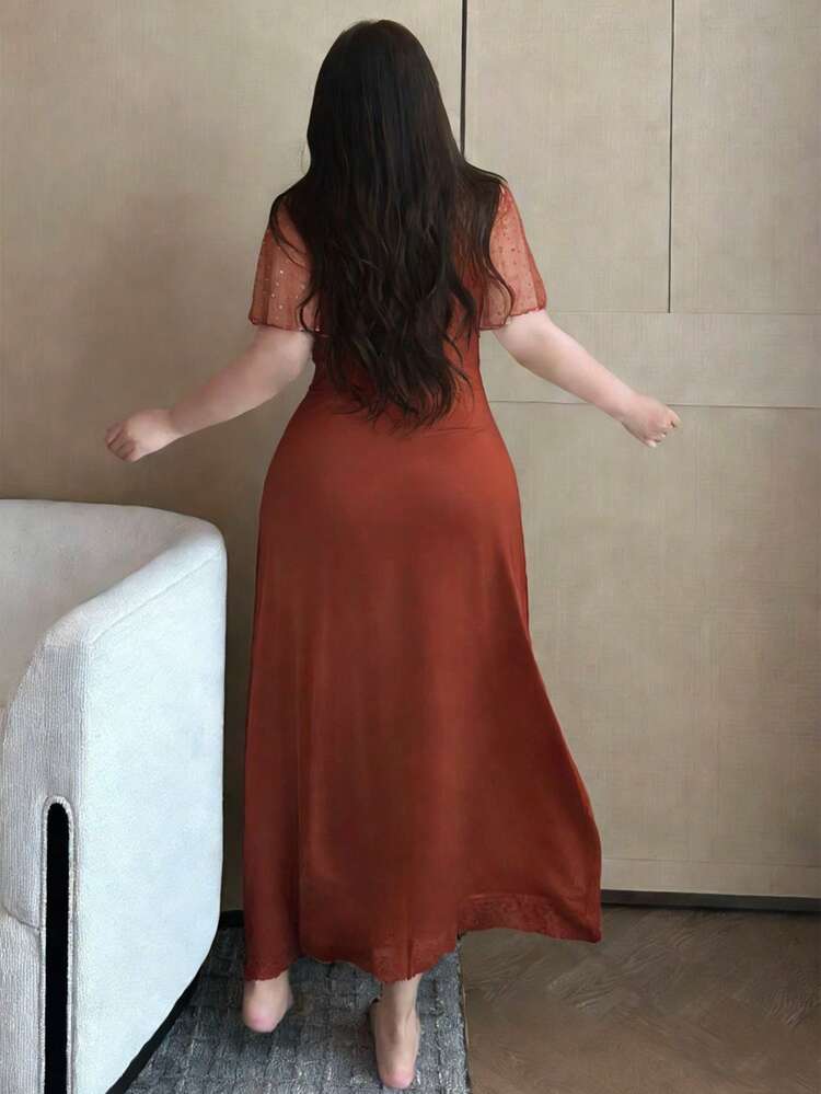 Dazy Plus Plus Size Women Contrast Lace Elegant Mid-Length Nightgown