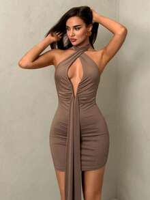 Glamine 棕色纯色系带露背性感优雅迷人女神装，深V领女士派对纯色连衣裙，适合圣诞节、新年节日派对、春夏穿着。 - 棕色 - 查看 6