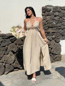 Sunnyshic Đầm màu mơ nude, cổ chữ V khoét sâu, hở lưng, eo nhún bèo, dây mảnh gợi cảm, trang phục đi nghỉ mát biển. - Màu be - Xem 6