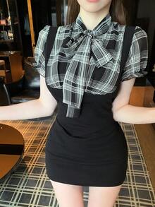 FRIFUL 女士高领蝴蝶结装饰格子印花无袖迷你连衣裙太阳裙 - 黑色 - 查看 1