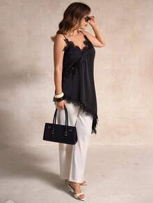 SHEIN PETITE CURVE 女士休闲蕾丝不对称下摆V领拼接纯色吊带背心，适合都市日常和约会穿着 - 黑色 - 查看 5