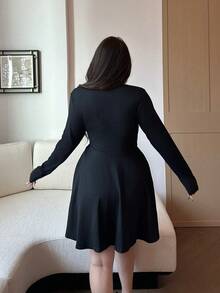 Vibekara Plus Size Women Button Half-Open Collar Sexy Bodycon A-Line Everyday Dress - Black - View 2