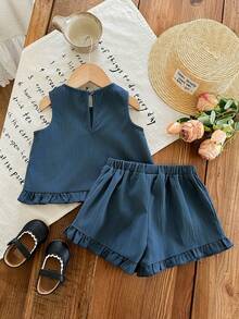 SHEIN 女婴可爱夏季度假休闲蓝色荷叶边背心短裤套装 - 藍色 - 查看 2