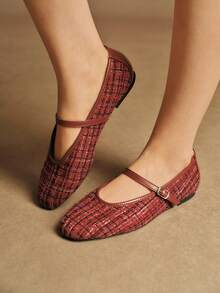 Rosivie Women's Elegant Casual Commuter Buckle Flat Shoes - Burgundy - View 1