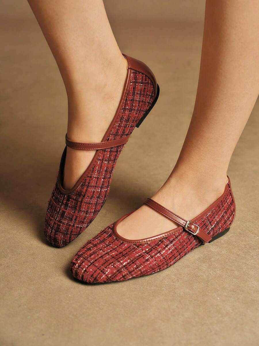 Rosivie Women's Elegant Casual Commuter Buckle Flat Shoes - Burgundy - View 1