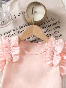 Mädchen Set aus mehrfarbigem Kurzarm T-Shirt und Rock. Das rosa Kurzarm-Top hat mehrlagige Rüschendetails an den Ärmeln für einen engen Sitz und einen schmeichelhaften Effekt, kombiniert mit einem schwarzen A-Linien-Rock. Geeignet für den täglichen Lässig-Stil. - Verschiedenfarbig - Übersicht 5