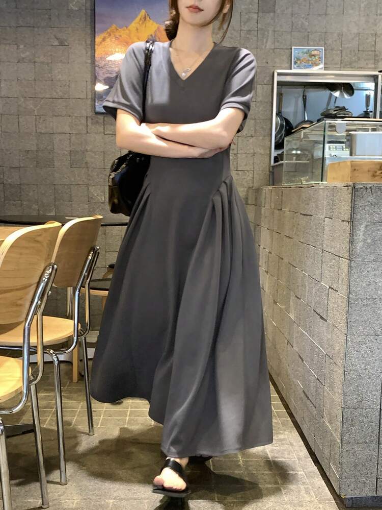 Women's V-Neck Short Sleeve Refreshing Mid-Length Dress Sundress