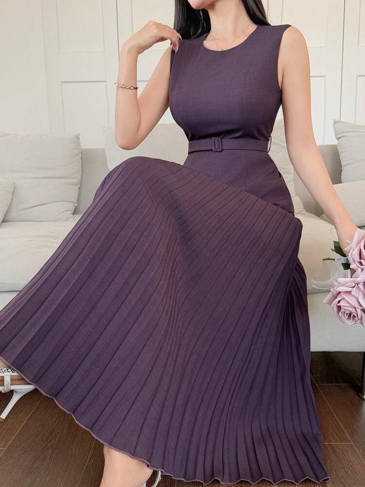 Women's Elegant Solid Color Belted Camisole & Pleated Skirt 2-Piece Set, Summer