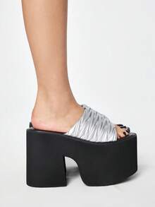 ROMWE Grunge Punk Women's Fashionable Silver Pleated Thick Sole Slide Sandals For Party Valentine's Day - Silver - View 2