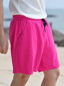 DAZY Quần short đi biển nam màu đỏ in họa tiết kỳ nghỉ hè, cạp chun. - Đỏ - Xem 3