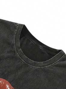 Manfinity EMRG 男士哥特风极简棉质背心，短款下摆，做旧设计，简约十字压纹纹理，热门款，适合街头穿搭、休闲、聚会、户外活动、节日礼物 - 黑色 - 查看 3