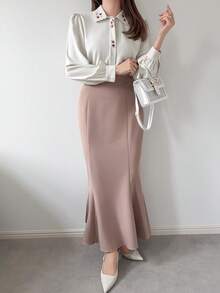 FRIFUL 女士纯色米色肩部褶裥领刺绣印花隐形门襟宽松休闲百搭衬衫 - 米色 - 查看 7