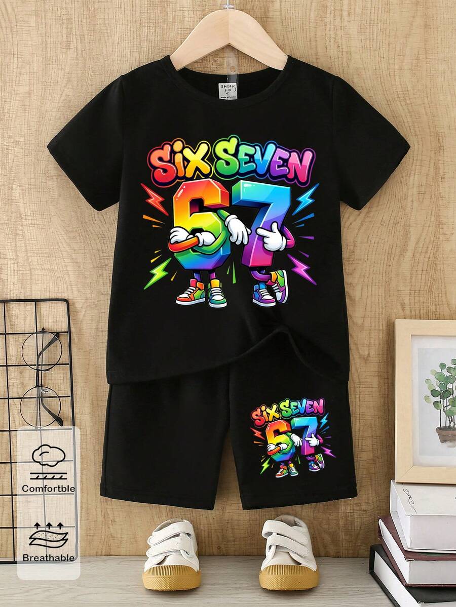 SHEIN 春夏男童休闲时尚创意个性清新简约彩色渐变67号闪电图案彩色字母标语印花休闲基础款短袖T恤和短裤套装，舒适日常穿着，温暖夏日风格，适合春夏男童。 - 黑色 - 查看 1