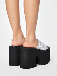 ROMWE Grunge Punk Women's Fashionable Silver Pleated Thick Sole Slide Sandals For Party Valentine's Day - Silver - View 4